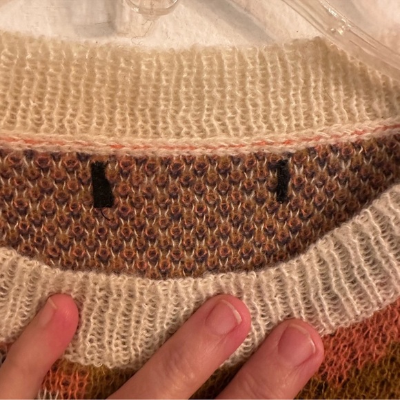 Boho Floral Cottagecore Sweater - Vintage-Look - Small Hole (Reflected in price) - Picture 5 of 5